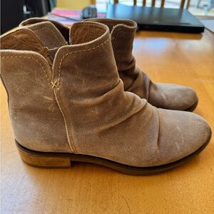 Women's Sofft Beckie boots